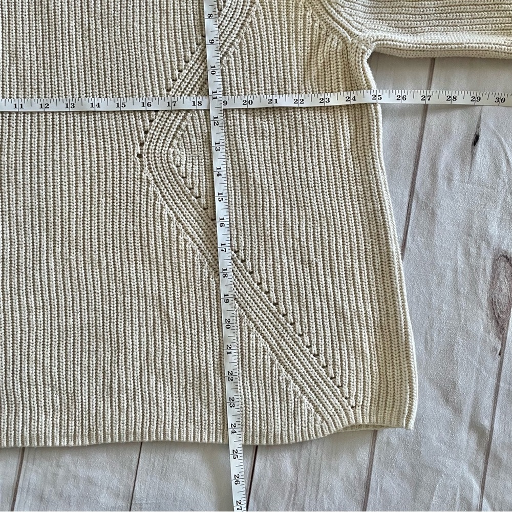 Banana Republic Relaxed Fit Knit Sweater Women’s L Cream Cozy Chunky Warm Argyle - Picture 8 of 10
